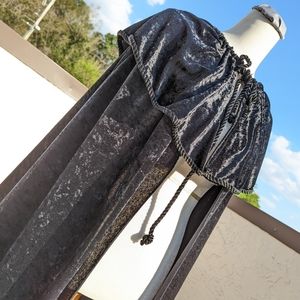 🧛‍♂️🧛‍♀️Fun World Unisex Black Velvet Costume Cape